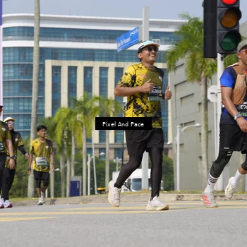Runner Photo 6527682