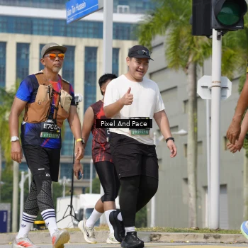 Runner Photo 6527696