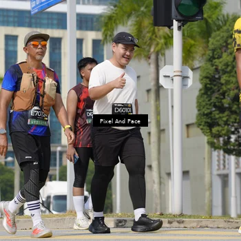 Runner Photo 6527699