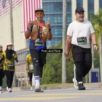 Runner Photo 6527710