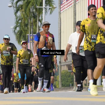 Runner Photo 6527825