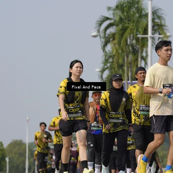 Runner Photo 6527843