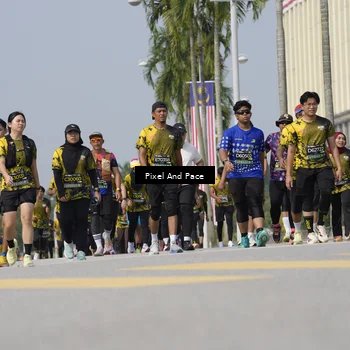 Runner Photo 6527902
