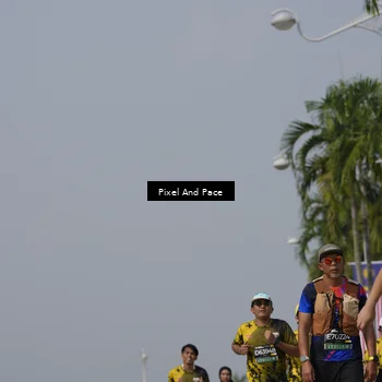 Runner Photo 6527906