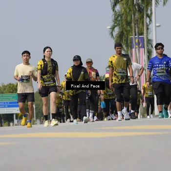 Runner Photo 6527919