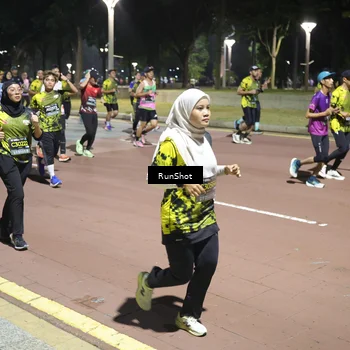 Runner Photo 6527921