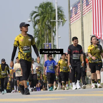 Runner Photo 6527936