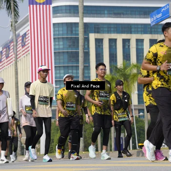 Runner Photo 6528010