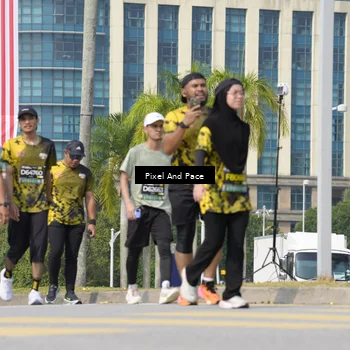 Runner Photo 6528070