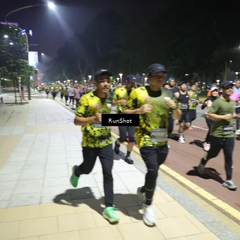 Runner Photo 6528072