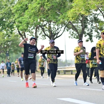Runner Photo 6528075