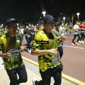 Runner Photo 6528076