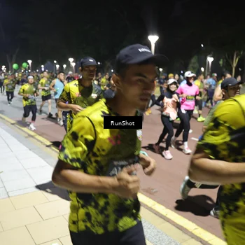 Runner Photo 6528116