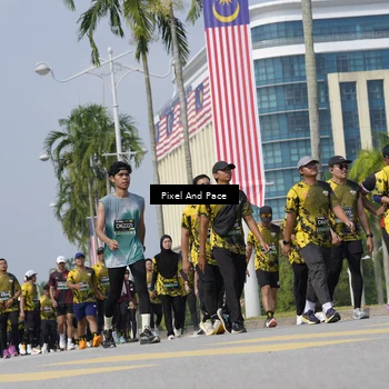 Runner Photo 6528151