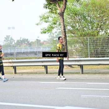 Runner Photo 6528173