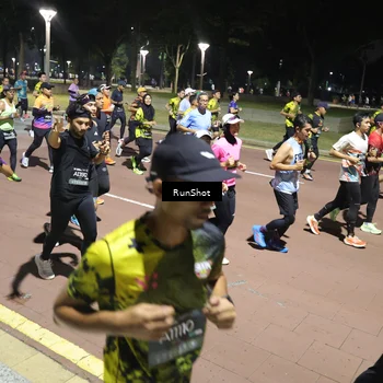 Runner Photo 6528192