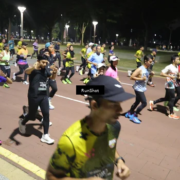 Runner Photo 6528228