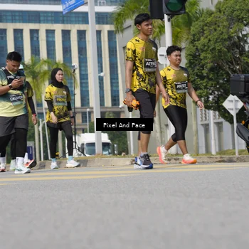Runner Photo 6528253