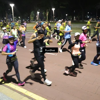 Runner Photo 6528273