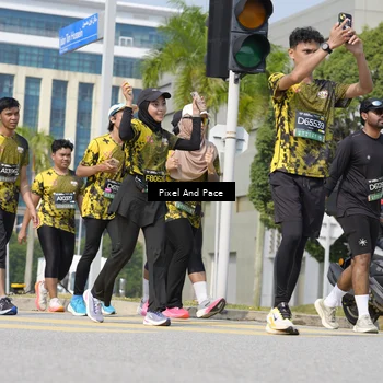 Runner Photo 6528277