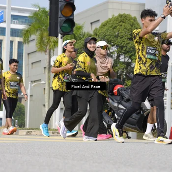 Runner Photo 6528284