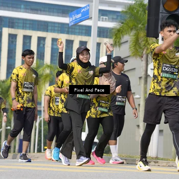 Runner Photo 6528287