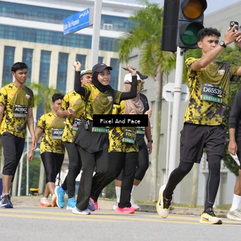 Runner Photo 6528288