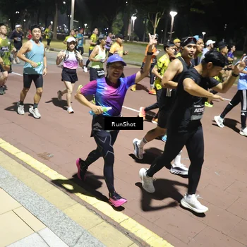 Runner Photo 6528335