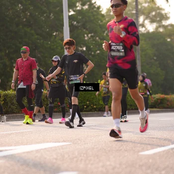 Runner Photo 6528353