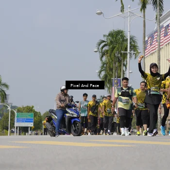 Runner Photo 6528355