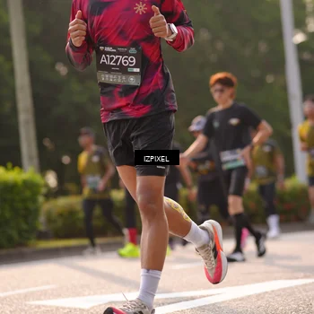 Runner Photo 6528390