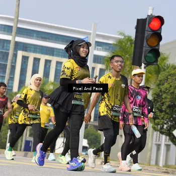 Runner Photo 6528423