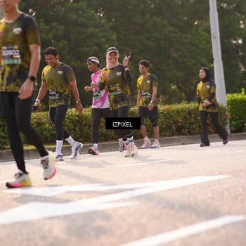 Runner Photo 6528424