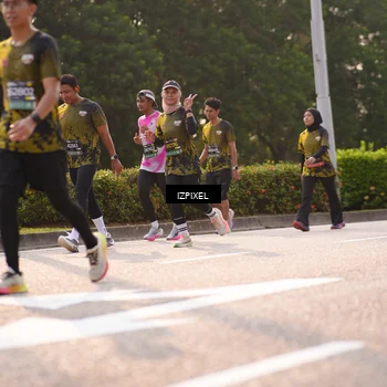 Runner Photo 6528425