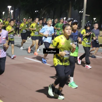 Runner Photo 6528436