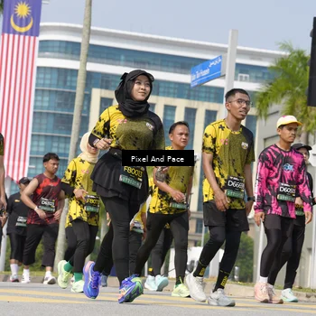 Runner Photo 6528441