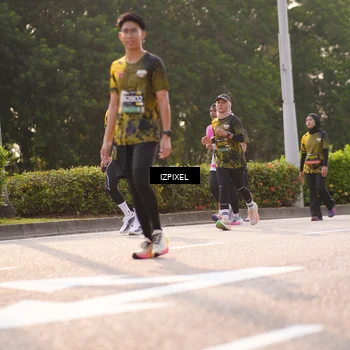 Runner Photo 6528452