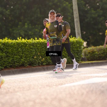 Runner Photo 6528460
