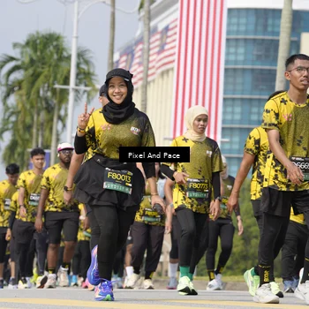 Runner Photo 6528473
