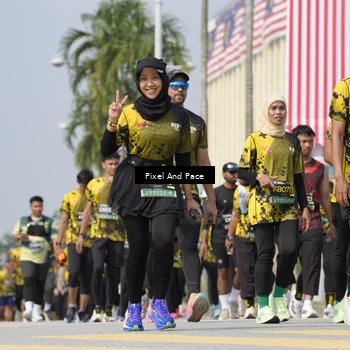 Runner Photo 6528494