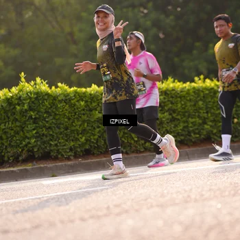 Runner Photo 6528496