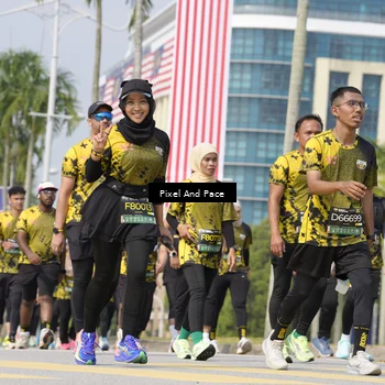 Runner Photo 6528500