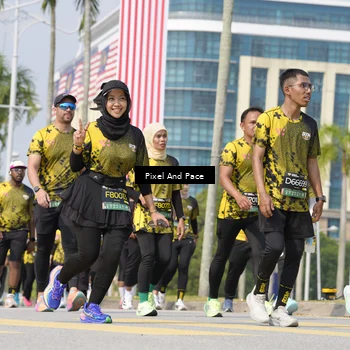 Runner Photo 6528521