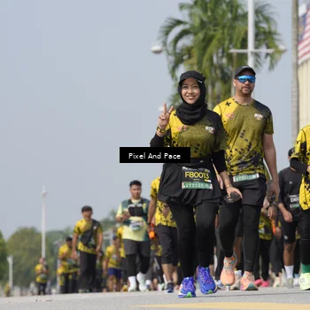 Runner Photo 6528537