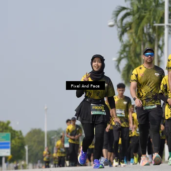 Runner Photo 6528553