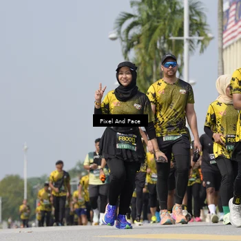 Runner Photo 6528554
