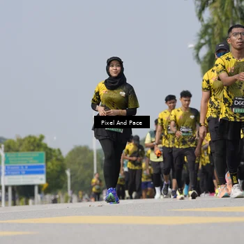 Runner Photo 6528572