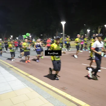 Runner Photo 6528592