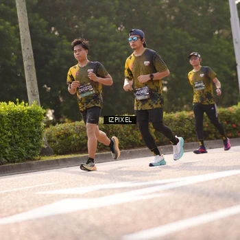 Runner Photo 6528666