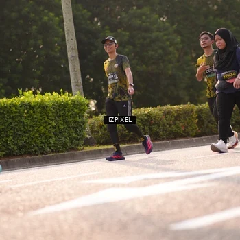Runner Photo 6528681